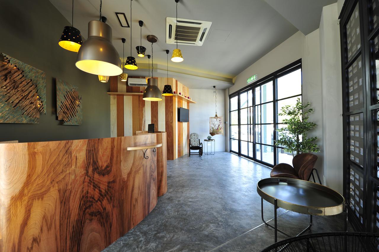 Finess Basic Hotel Malacca Eksteriør billede